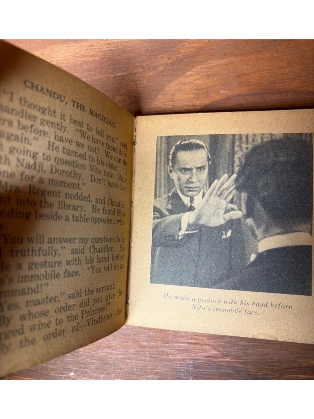 Chandu The Magician Vintage 1935 Photoplay Novel Saalfield Pub. Harry Earnshaw
